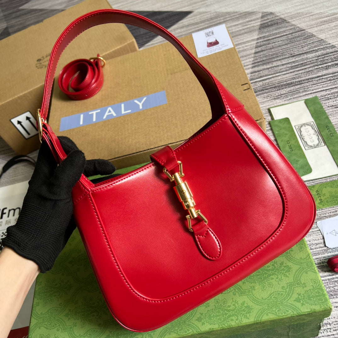 GG Jackie Small 28 Shoulder Bag In Cherry Red Calfskin