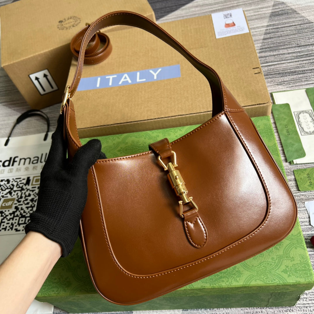 GG Jackie Small 28 Shoulder Bag In Cinnamon Brown Calfskin
