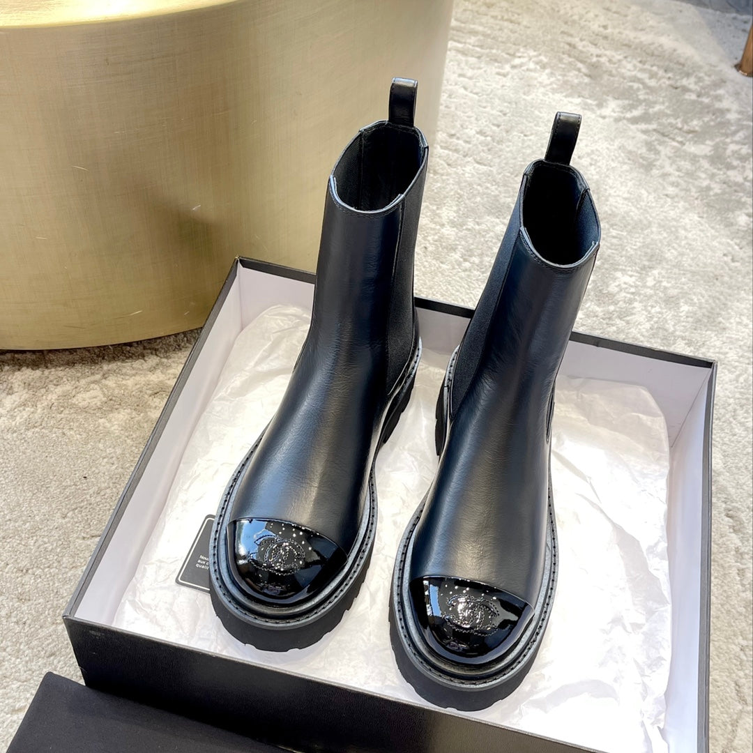 CC 25 Track Sole Chelsea Boots 50MM Black Calfskin 527574
