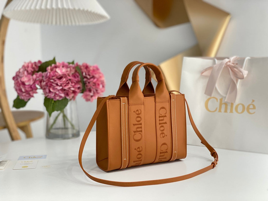 Chloé Woody Small Tote Bag 26CM Brown Calfskin
