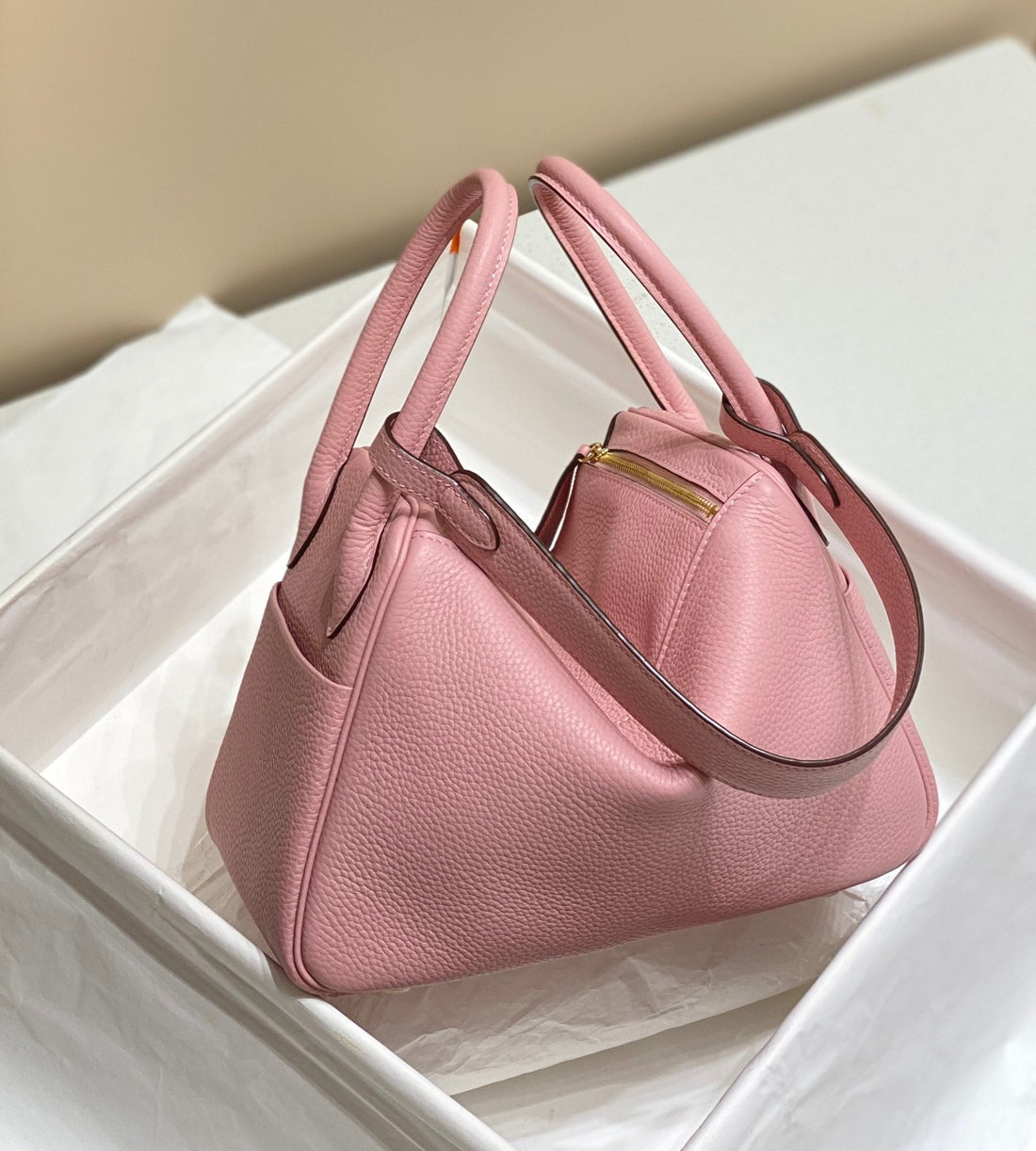 HM Lindy 26 Bag In Baby Pink Togo Leather Gold Hardware