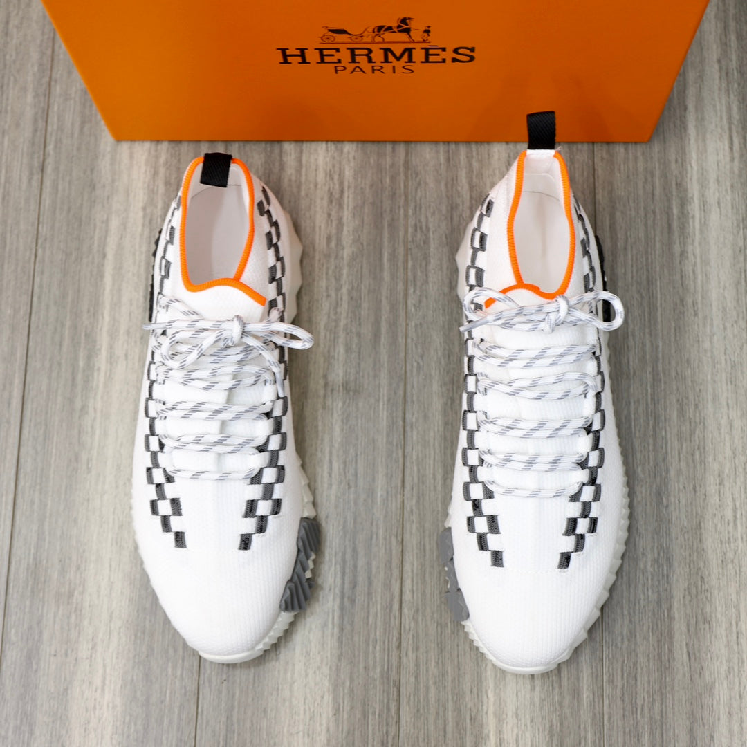 Hm Flex Slip-On Sneaker White Woven Fabric