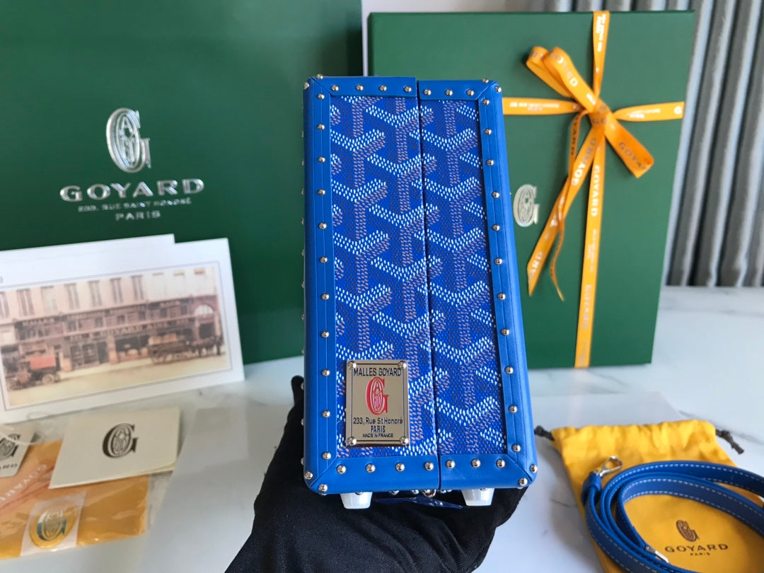 Grand Hôtel Trunk Bag 24 In Blue Goyardine Canvas And Calfskin