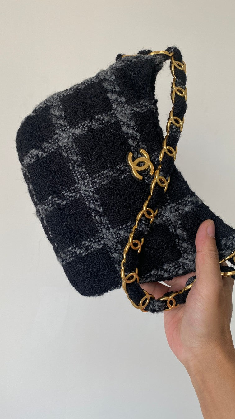 CC 2025 Hobo Handbag 24 Black Gray Wool