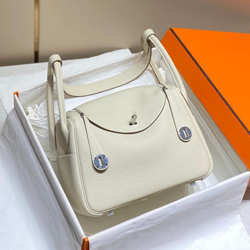 HM Lindy 26 Bag White Taurillon Clemence Leather