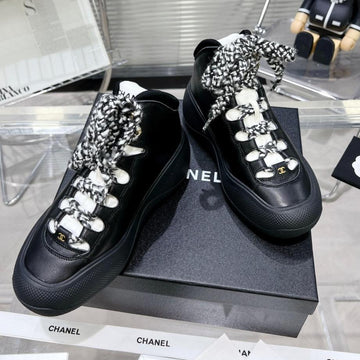 CC Cano Alto Sneaker In Black Calfskin And Rubber