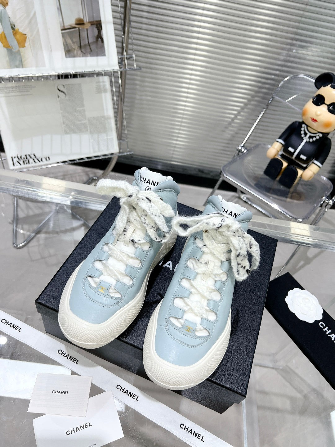 CC Cano Alto Sneaker In Blue Powder Calfskin And White Rubber