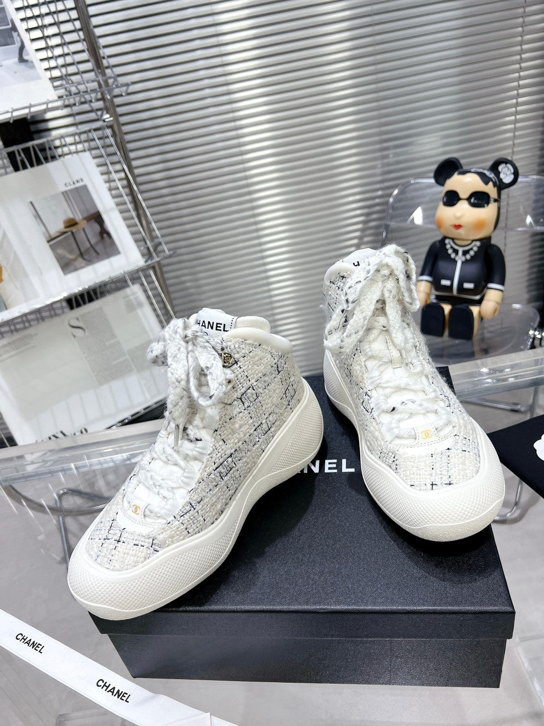 CC Cano Alto Sneaker In White Wool Tweed And Rubber