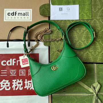 Shoulder Bag 25 In Green Calfskin Gold Hardware