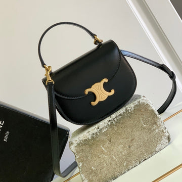 Teen Chain Besace Triomphe 15.5cm Black Calfskin