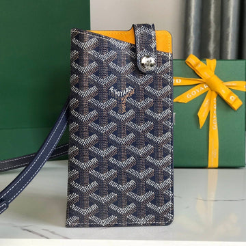 Montmartre Gm Case 18 In Navy Blue Goyardine Canvas