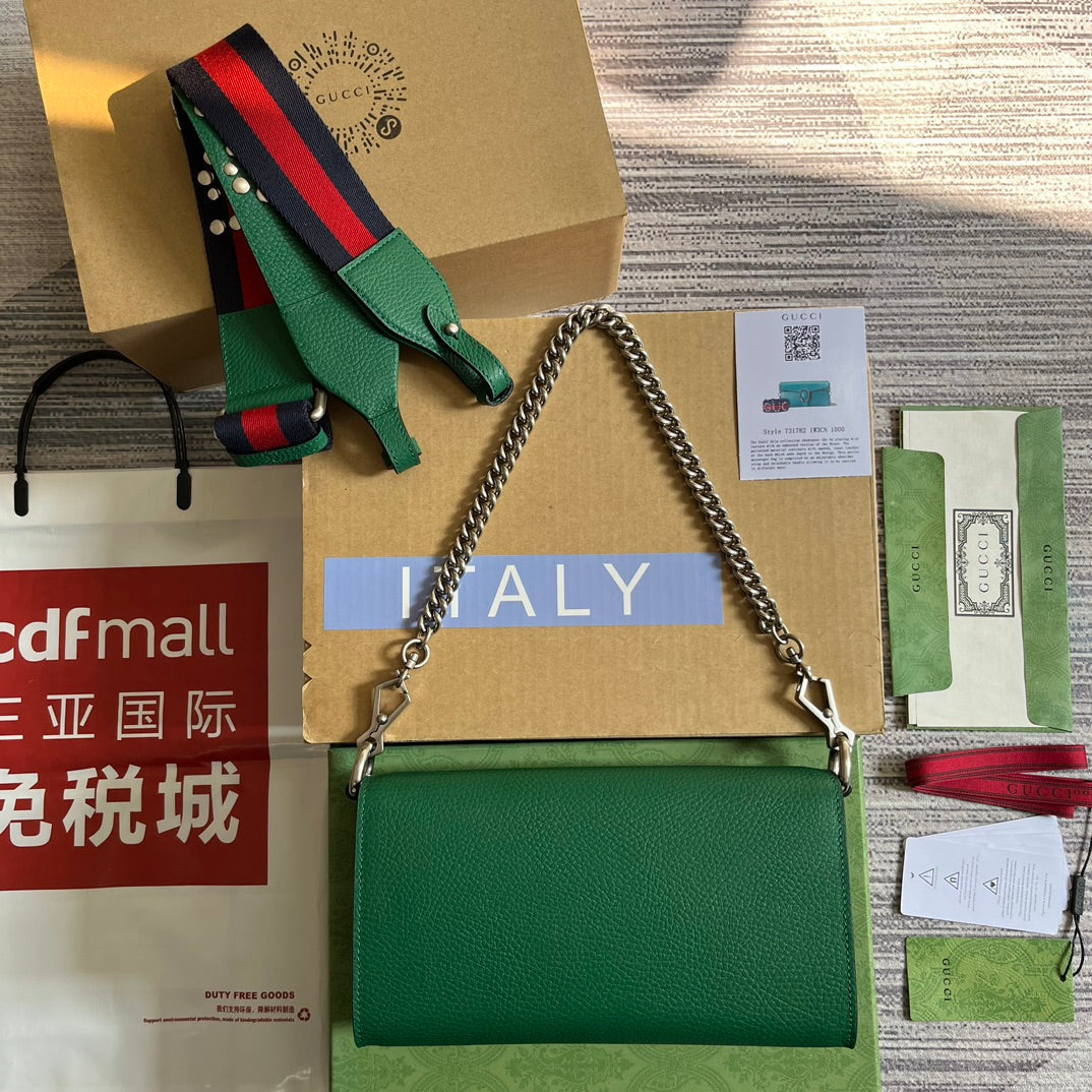 Dionysus 28 Bag In Emerald Green Calfskin 322359