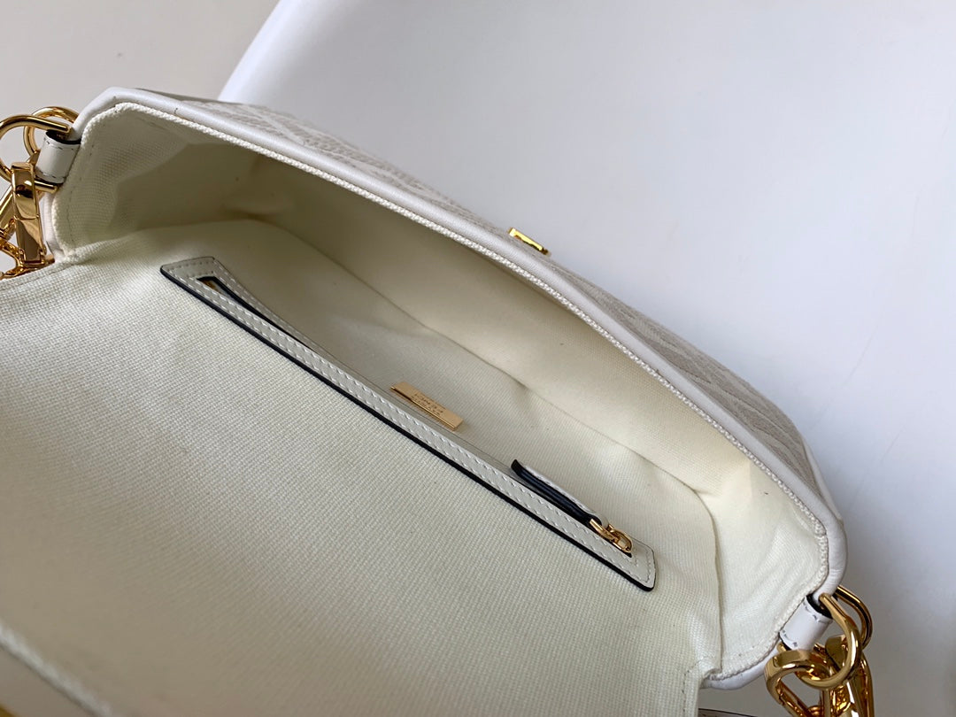 Fend Baguette White Canvas Bag 27 With Ff Embroidery Ghw