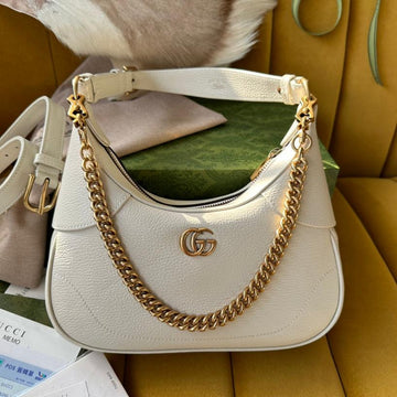 Shoulder Bag 25 In White Lambskin Gold Hardware