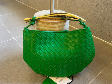 Sardine 33 With Chain In Shamrock Green Lambskin