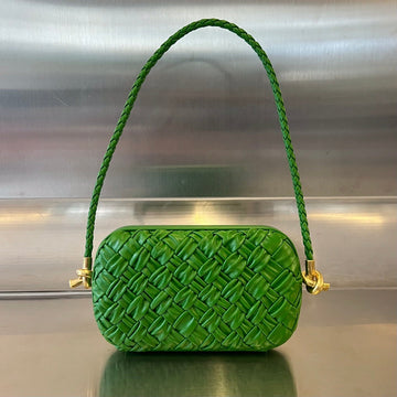 Knot 20 In Emerald Green Lambskin With Chain