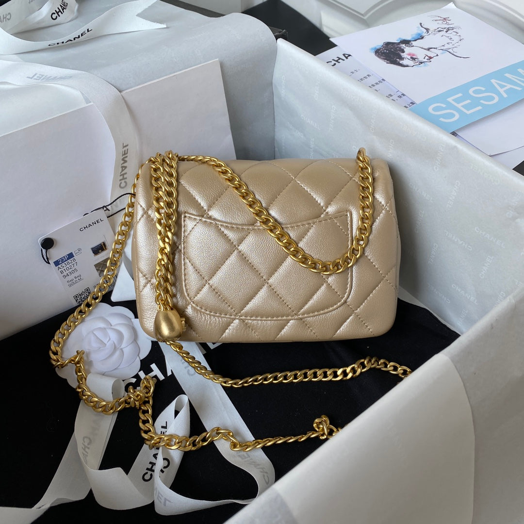 Flap Bag 19CM Gold Lambskin Gold Hardware