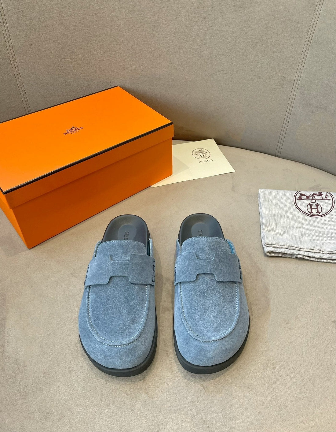G0 Mule Sky Suede