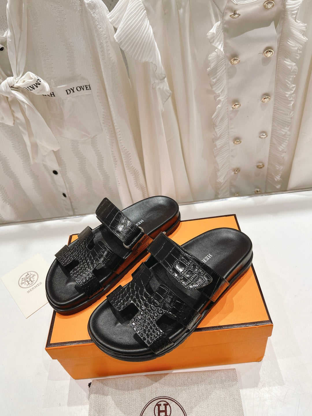 Chypre Sandal Black Lambskin