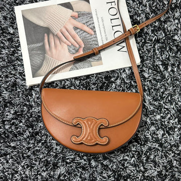 Besace Triphome 23 Cinnamon Brown Calfskin