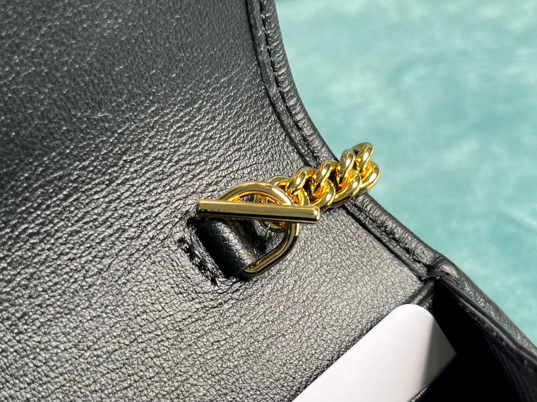Blondie Shoulder Bag 21 In Black Calfskin Gold Hardware