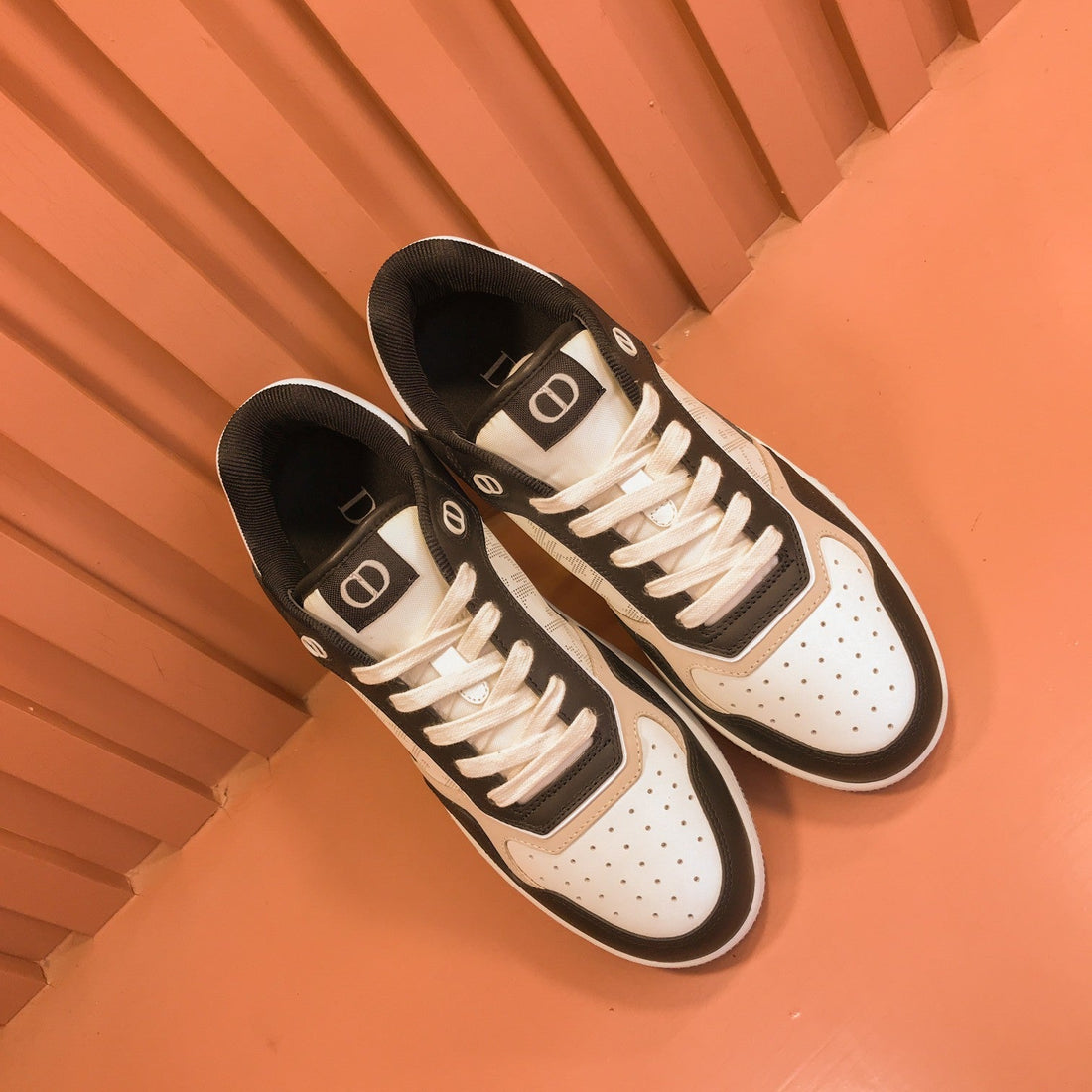 CD B27 Low-Top Sneaker Black-White Mesh Calfskin