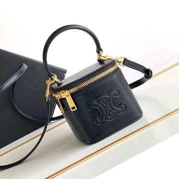 Mini Vanity Case Triomphe Black Calfskin