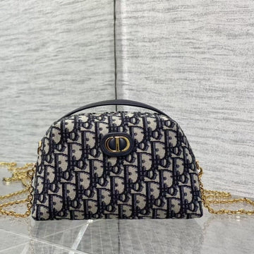 Small 30 Montaigne 21CM Aphrodite Pouch Blue Oblique Embroidery