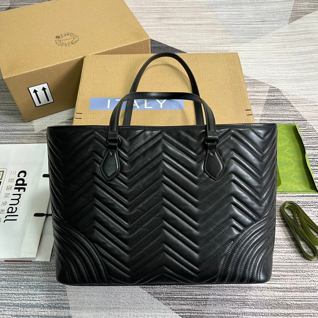 GG Marmont Large 38 Tote In Black Calfskin