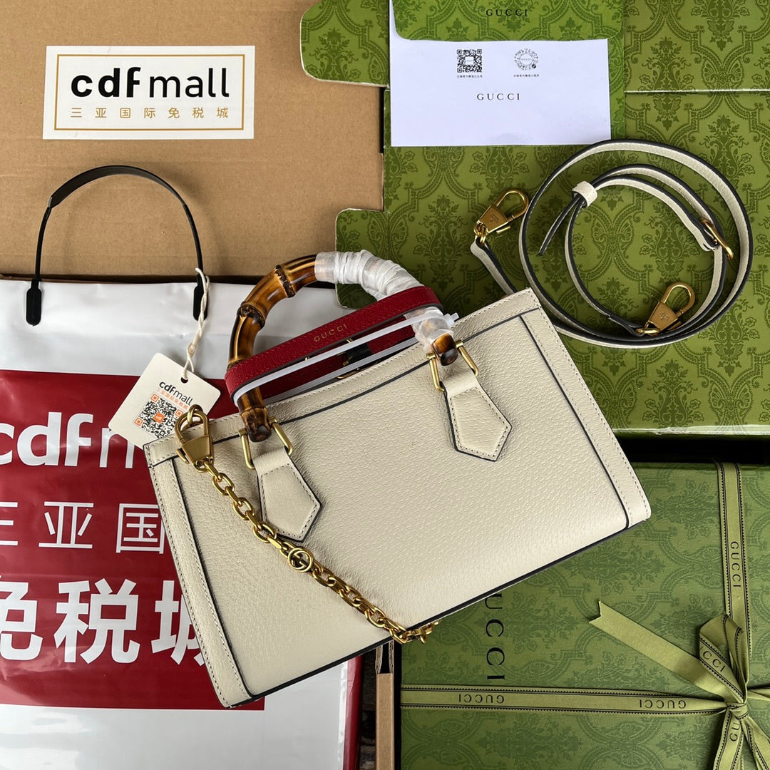 Diana Bamboo Shoulder Bag 27 In White Calfskin Gold Hardware