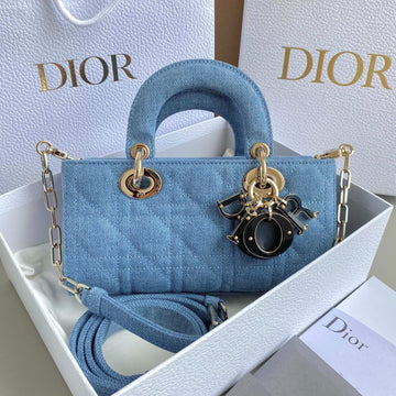 D-Joy Bag 22 In Light Blue Macrocannage Denim