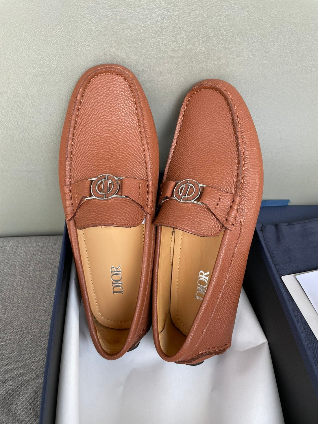 CD Jual Icon Buckle Loafer Cider Grained Calfskin