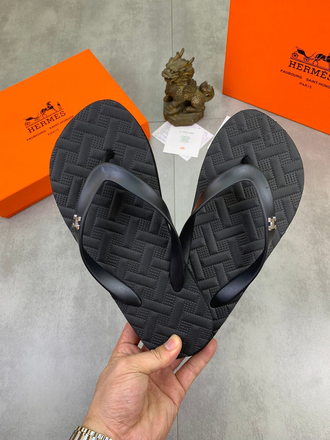 Hm Thong Slippers Black Rubber