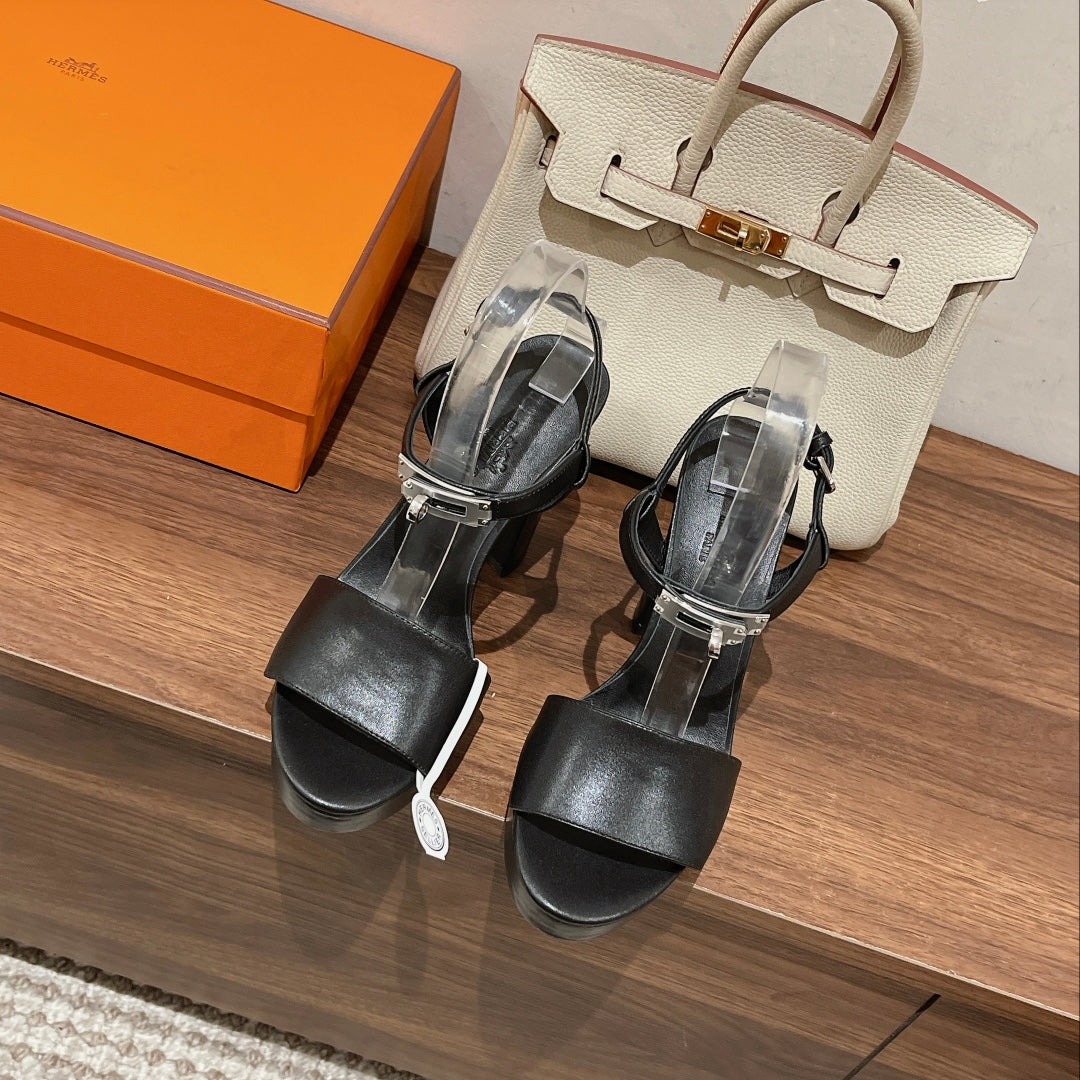 Glam Sandal 110 Black Lambskin
