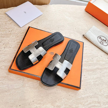 Hm 25 Oran Sandal Black Silver Metalic Calfskin