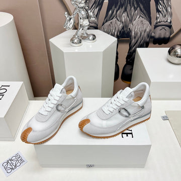 Flow Runner Sneaker In White Ivory Suede And Sheepskin