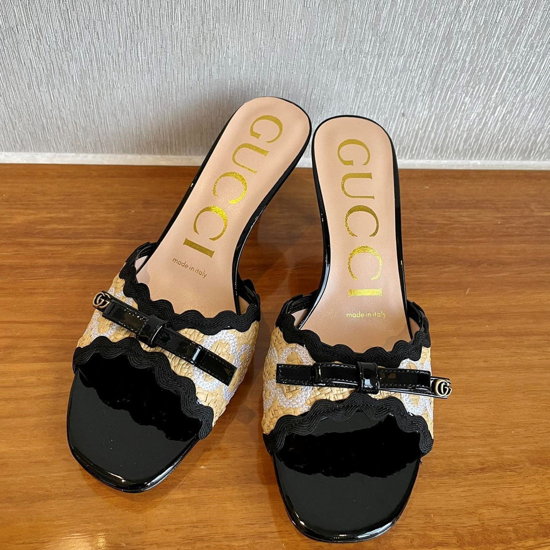 GG Kertu Sandals 6CM Beige Black Raffia Leather 695691