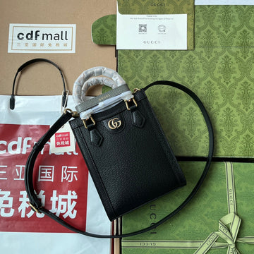 Diana Tote Bag 19 In Black Lambskin With Bamboo Handle