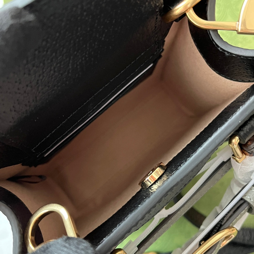 Diana Tote Bag 19 In Black Lambskin With Bamboo Handle