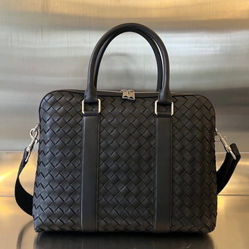 Slim Intrecciato Briefcase 36 Black Calfskin