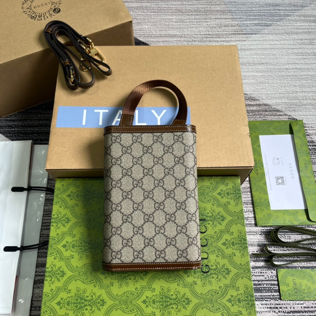 GG Clasp Clutch 20 In Beige Canvas And Brown Calfskin