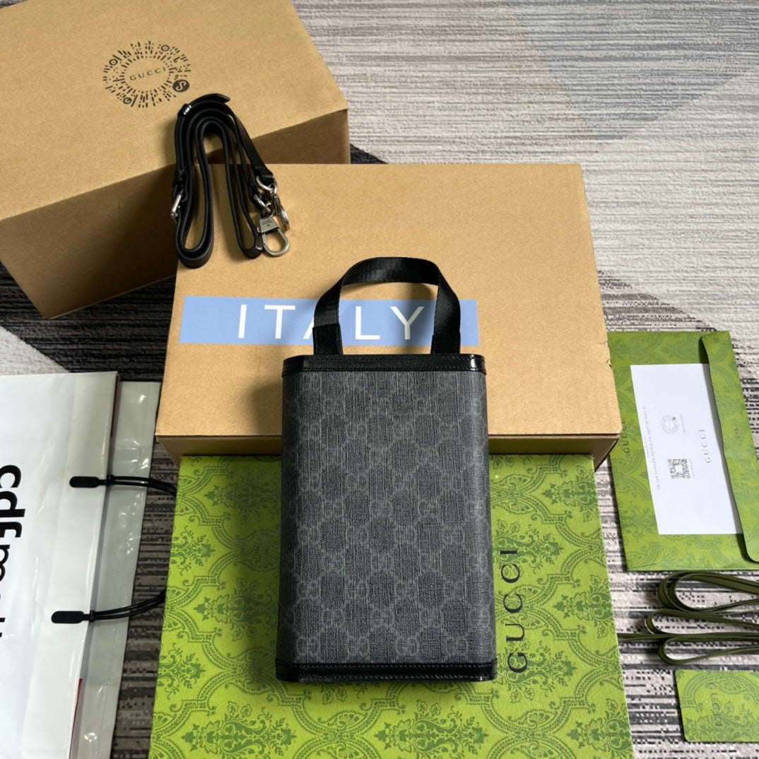 GG Clasp Clutch 20 In Black Canvas And Calfskin