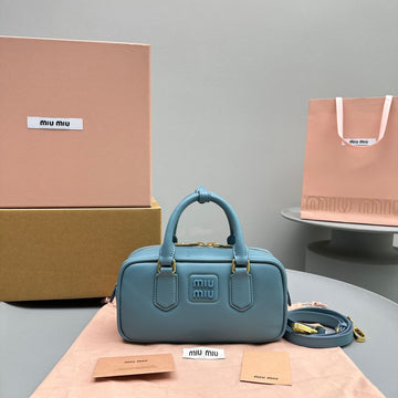 Arcadie Small 22 Bag In Blue Mint Calfskin