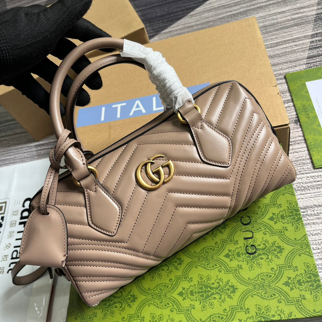 GG Marmont Matelasse 27 Handbag Beige Calfskin