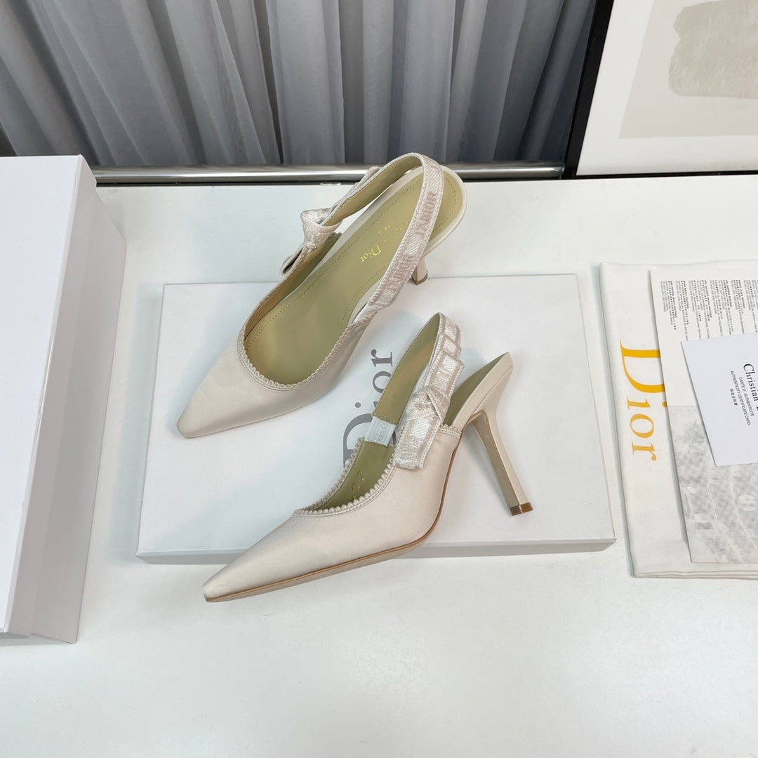 CD Slingback Pumps 95 White Silk Fabric