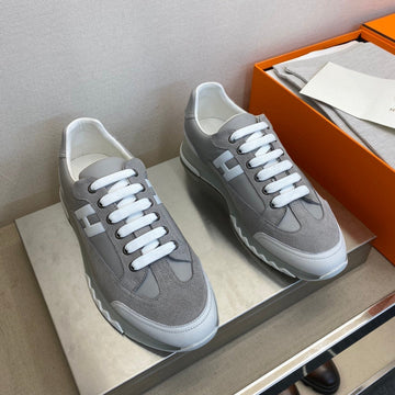 Hm Men's Sneaker Grey Suede Calfskin 711357