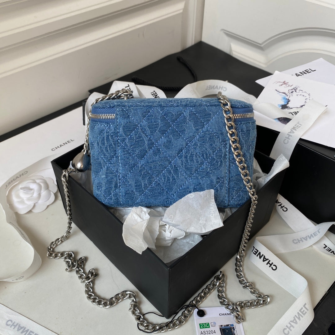 23P Vanity 17CM Denim Silver Hardware