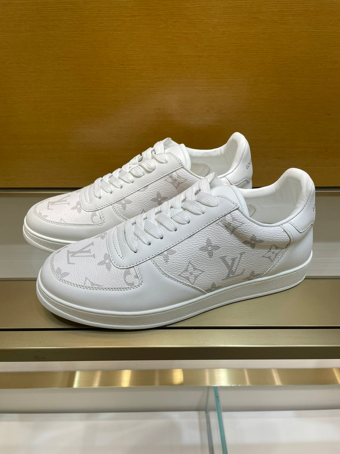 LV Rivoli Sneaker White