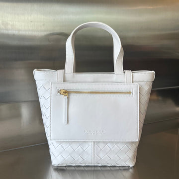 Flip Flap 23 Bag In White Lambskin