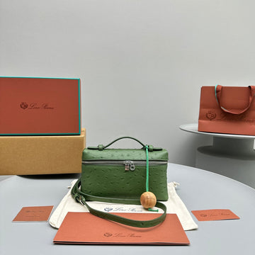 Extra Pocket L19 In Jungle Green Ostrich Leather